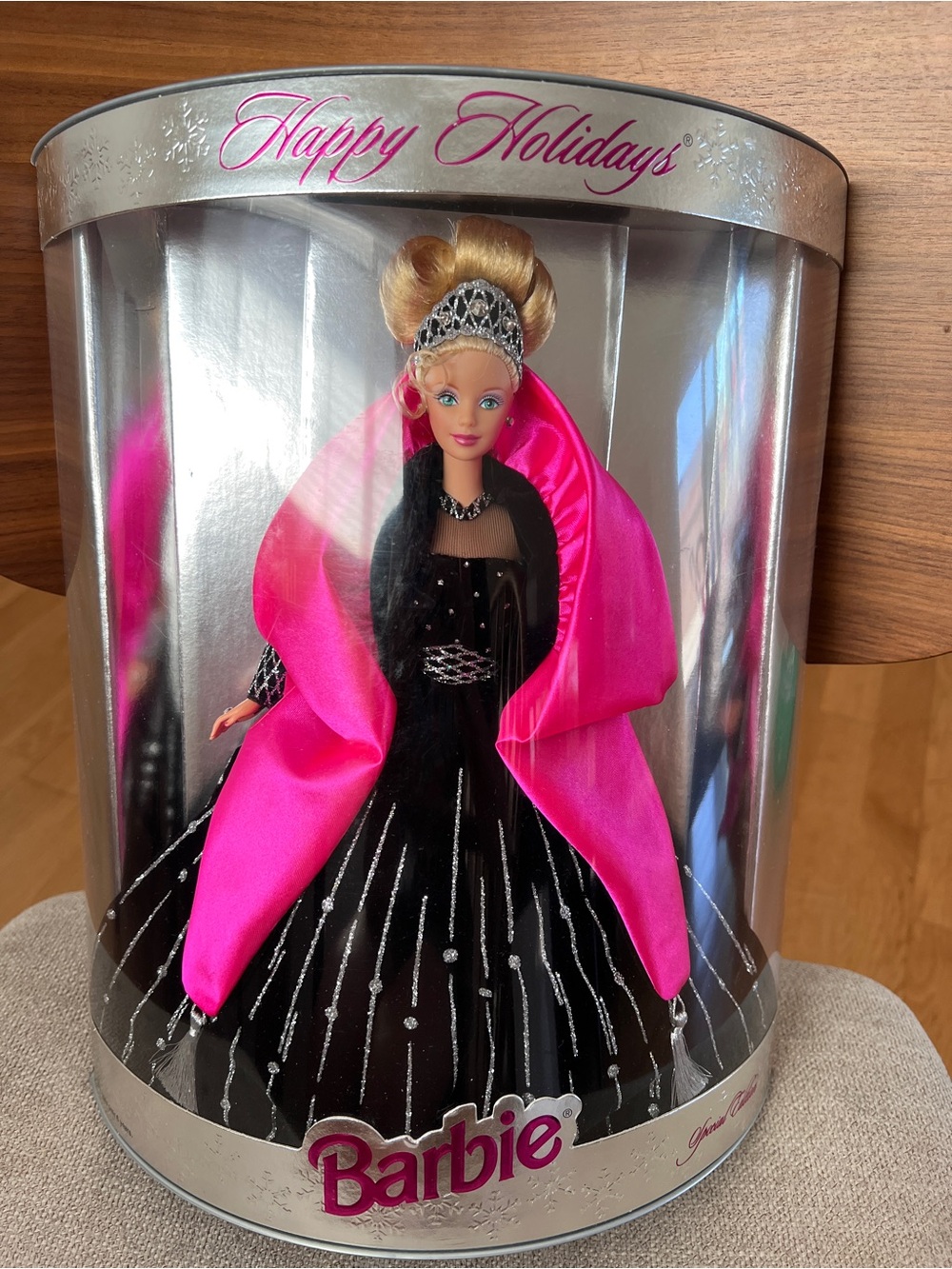 Happy Holidays Barbie 1998 -New, unopened